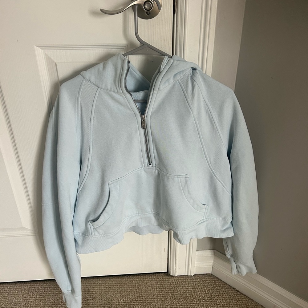 Women’s Lululemon scuba quarter zip